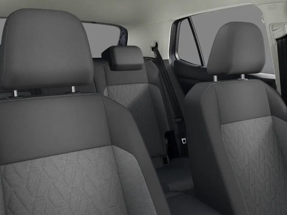 Volkswagen T-Cross nuova a Livorno (11)