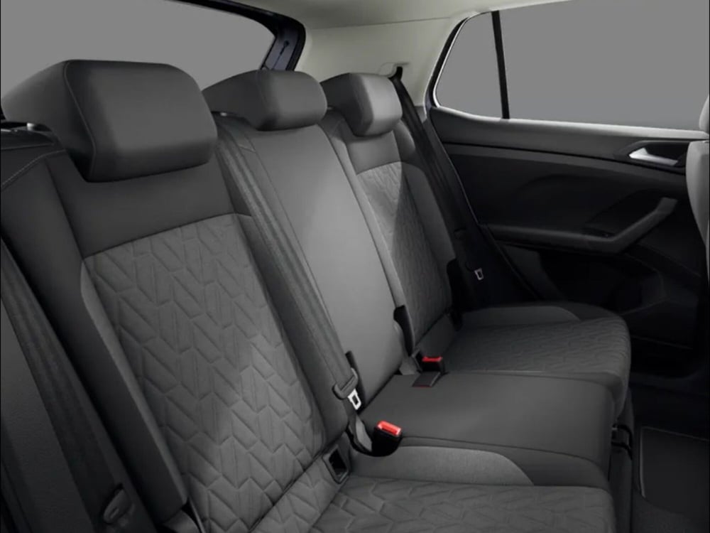 Volkswagen T-Cross nuova a Livorno (12)