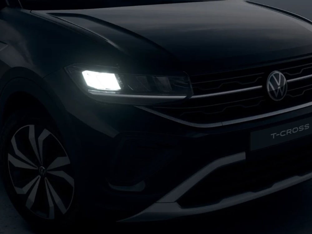 Volkswagen T-Cross nuova a Livorno (4)