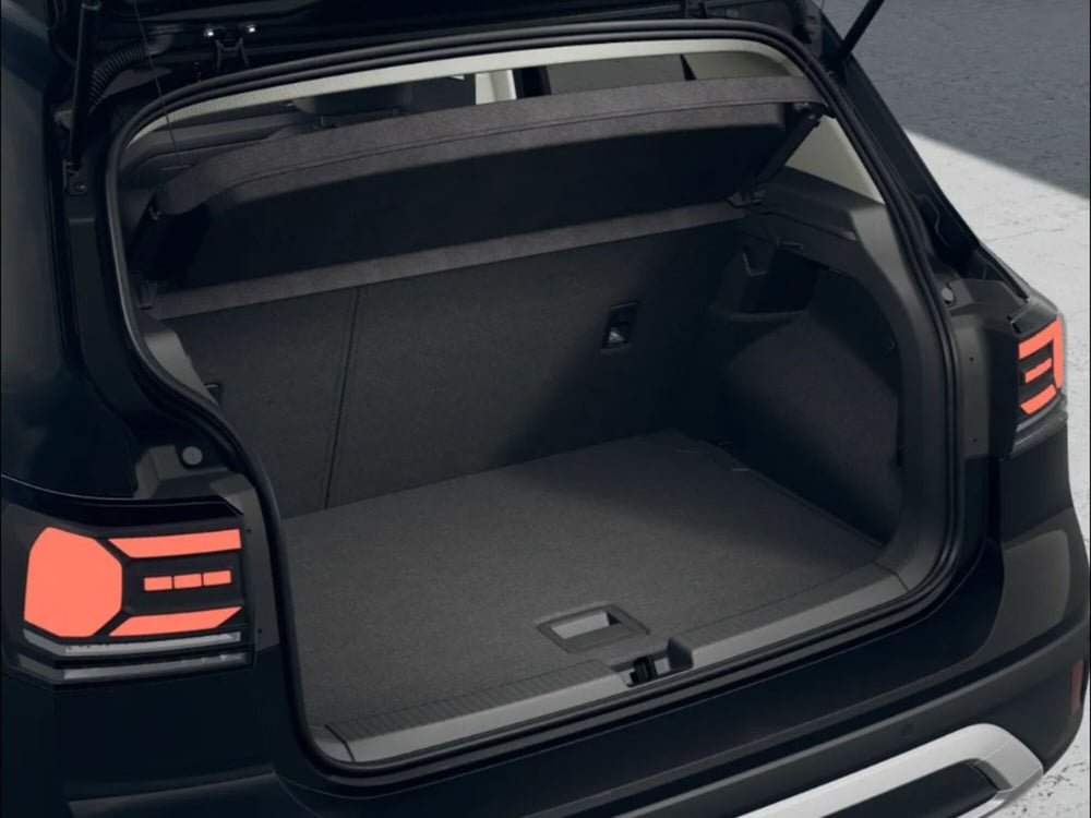 Volkswagen T-Cross nuova a Livorno (8)
