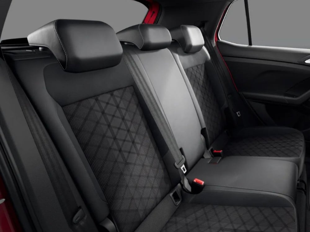 Volkswagen T-Cross nuova a Livorno (12)