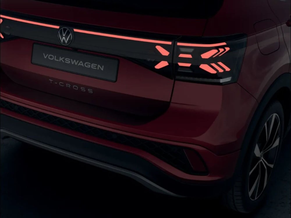 Volkswagen T-Cross nuova a Livorno (7)