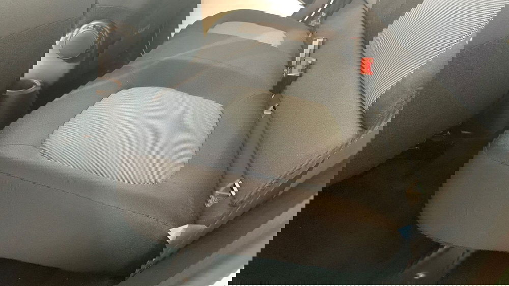 Renault Twingo nuova a Catania (14)