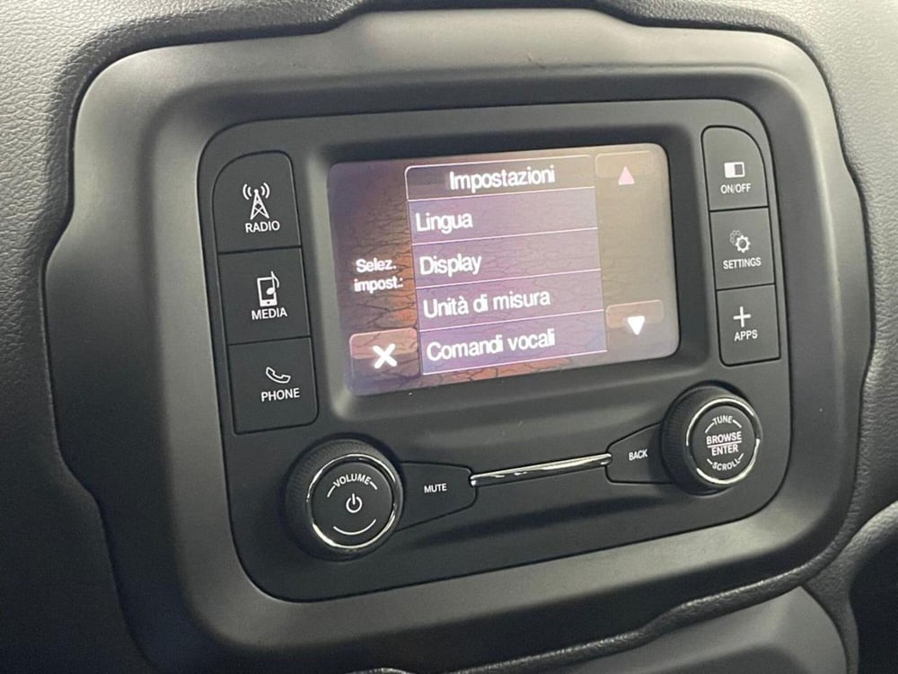 Jeep Renegade usata a Como (14)