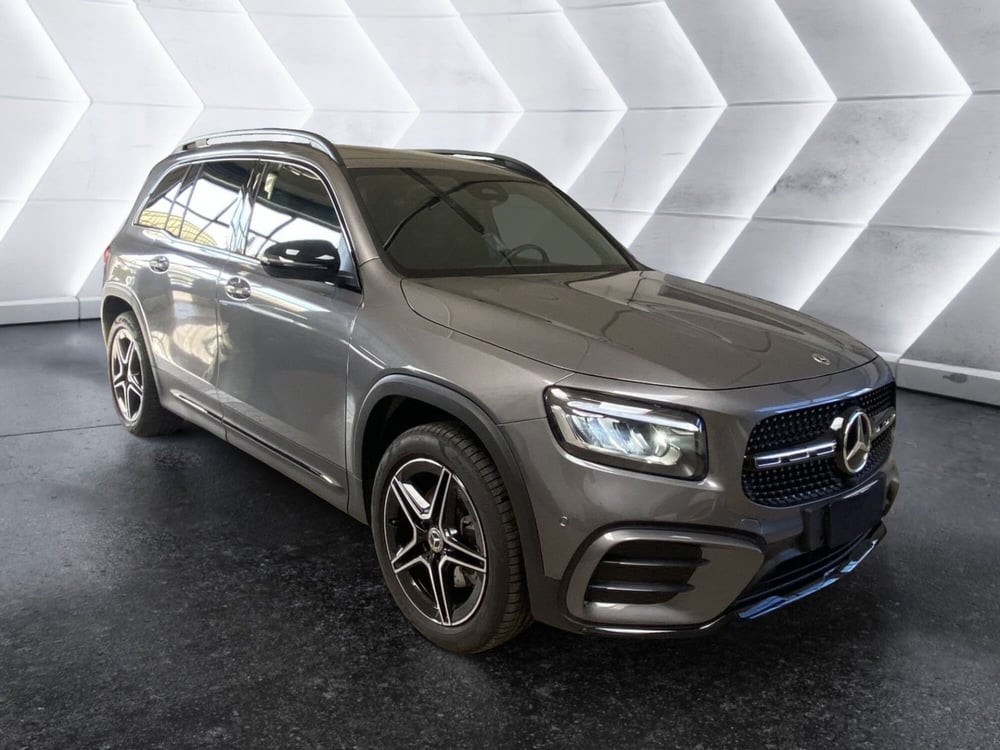 Mercedes-Benz GLB usata a Napoli (3)