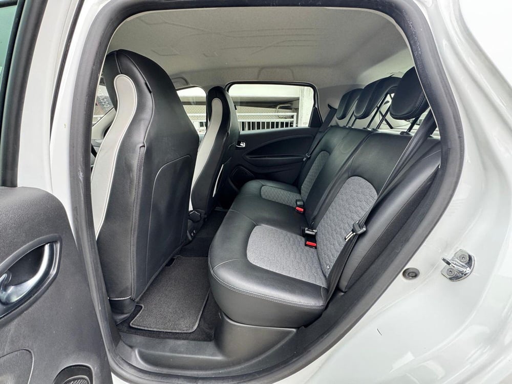 Renault Zoe usata a Pavia (8)