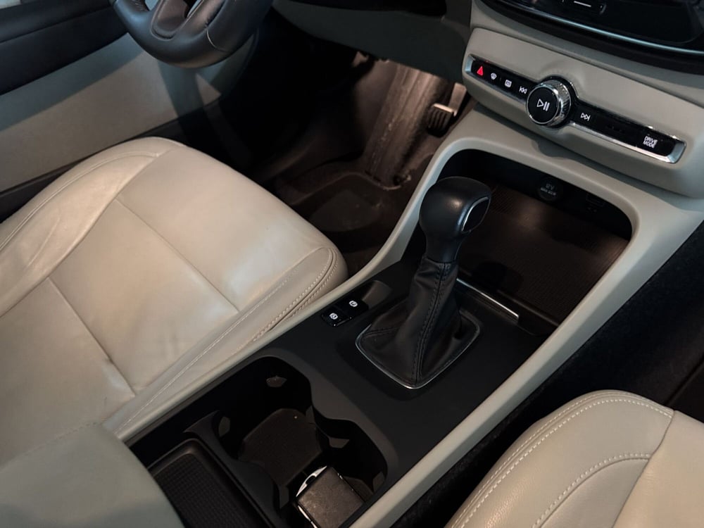 Volvo XC40 usata a Messina (13)