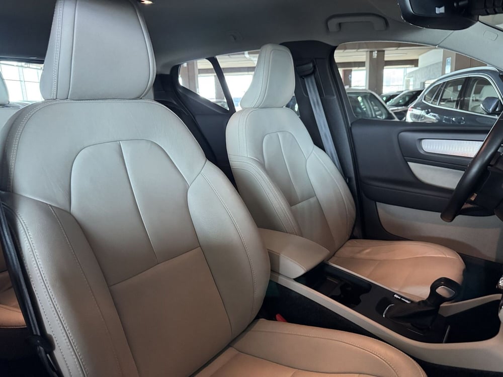 Volvo XC40 usata a Messina (8)