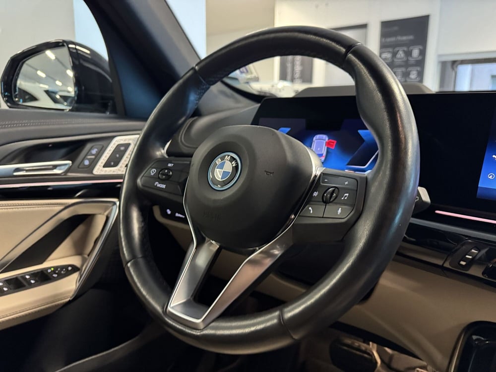 BMW iX1 usata a Messina (14)