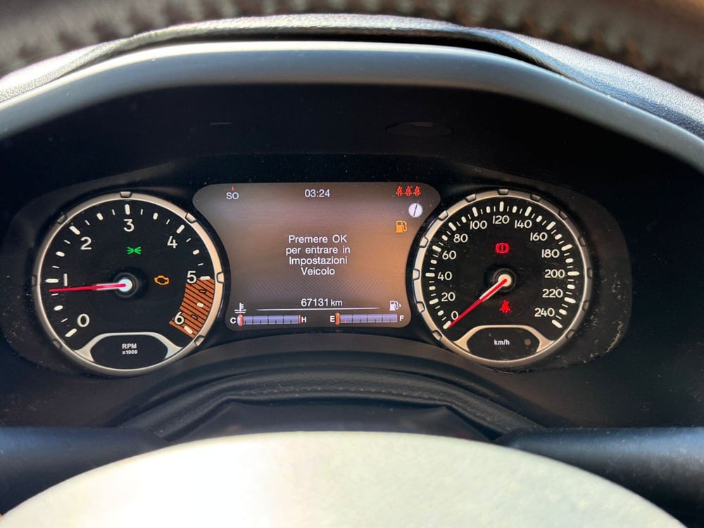 Jeep Renegade usata a Pavia (9)