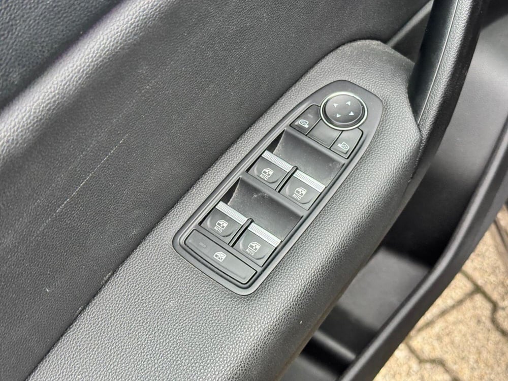 Renault Captur usata a Pavia (9)