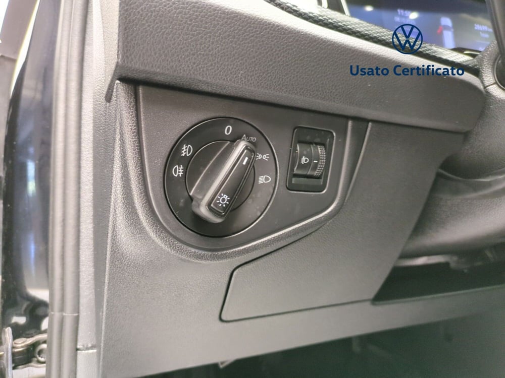 Volkswagen Taigo usata a Avellino (15)