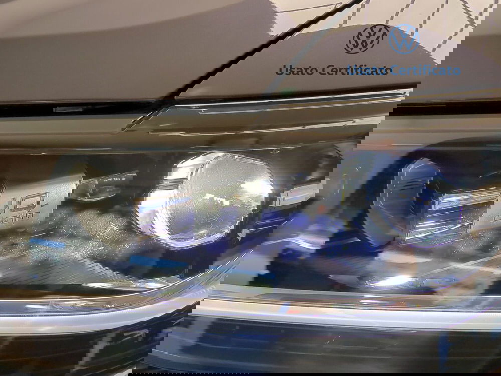 Volkswagen T-Cross nuova a Avellino (10)