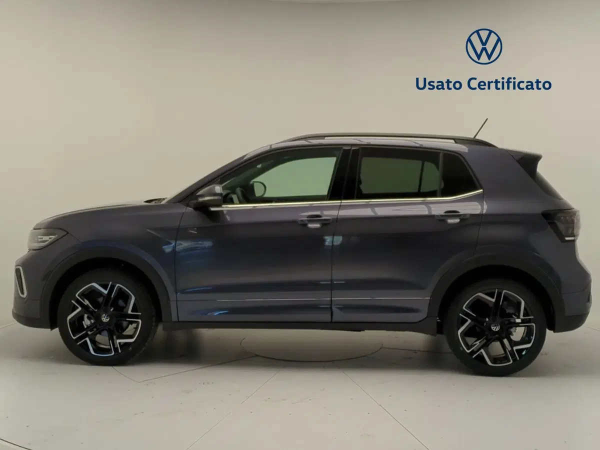 Volkswagen T-Cross nuova a Avellino (4)