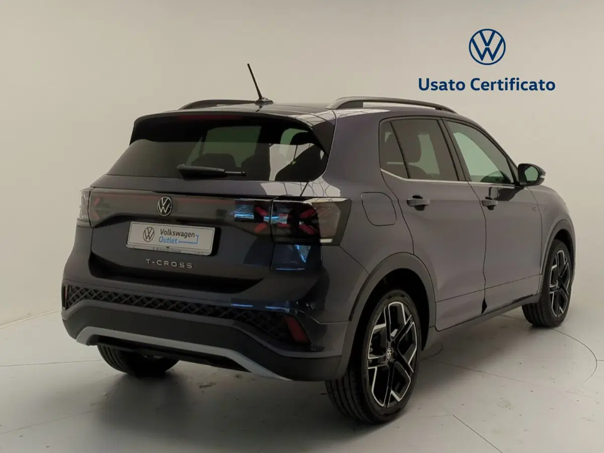 Volkswagen T-Cross nuova a Avellino (6)