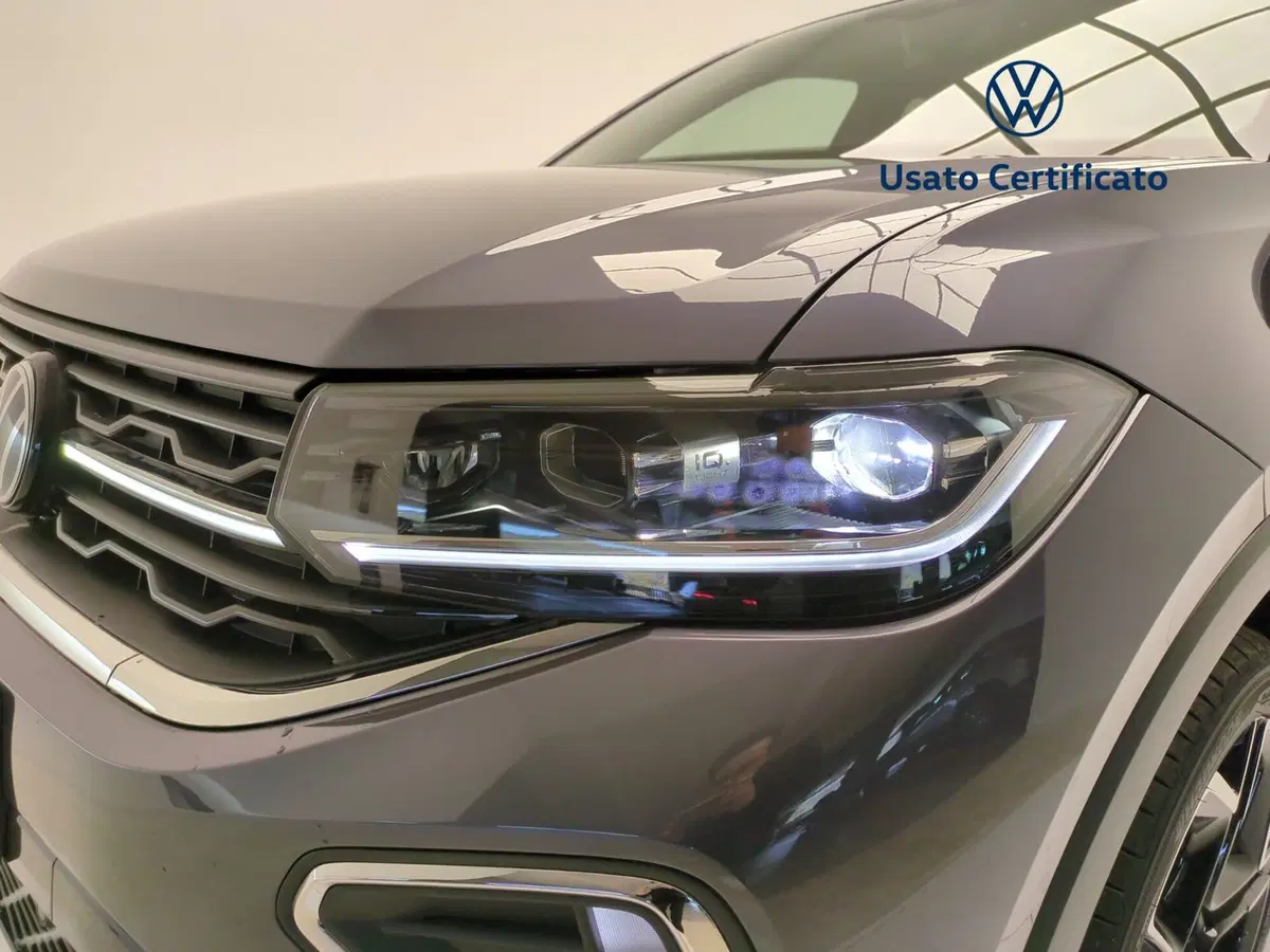 Volkswagen T-Cross nuova a Avellino (9)