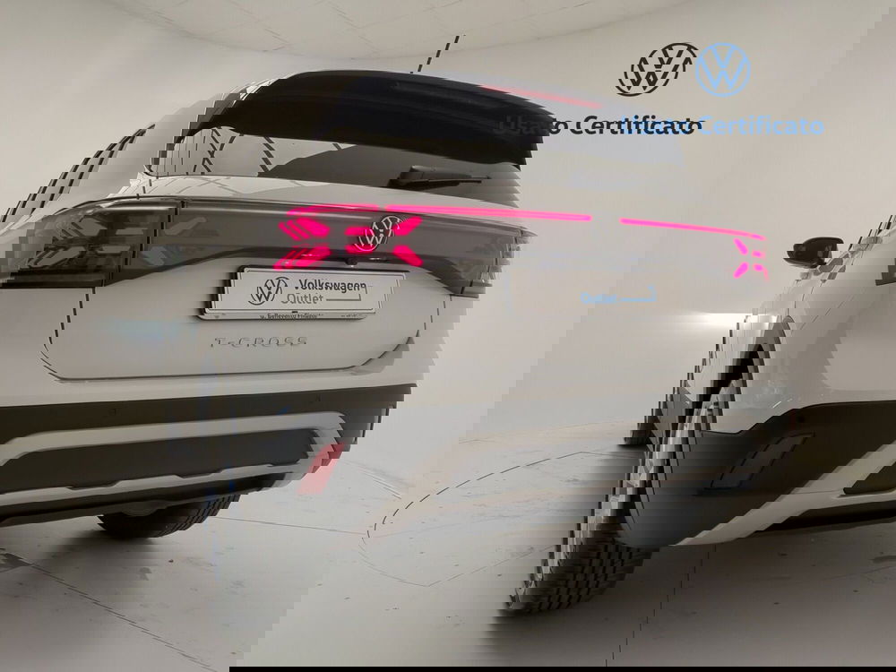 Volkswagen T-Cross nuova a Avellino (10)