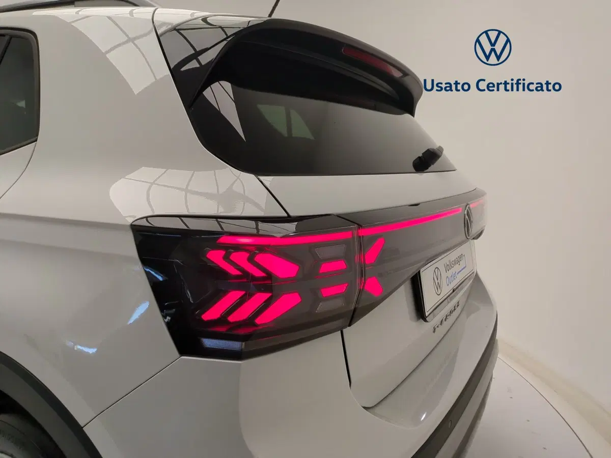 Volkswagen T-Cross nuova a Avellino (11)