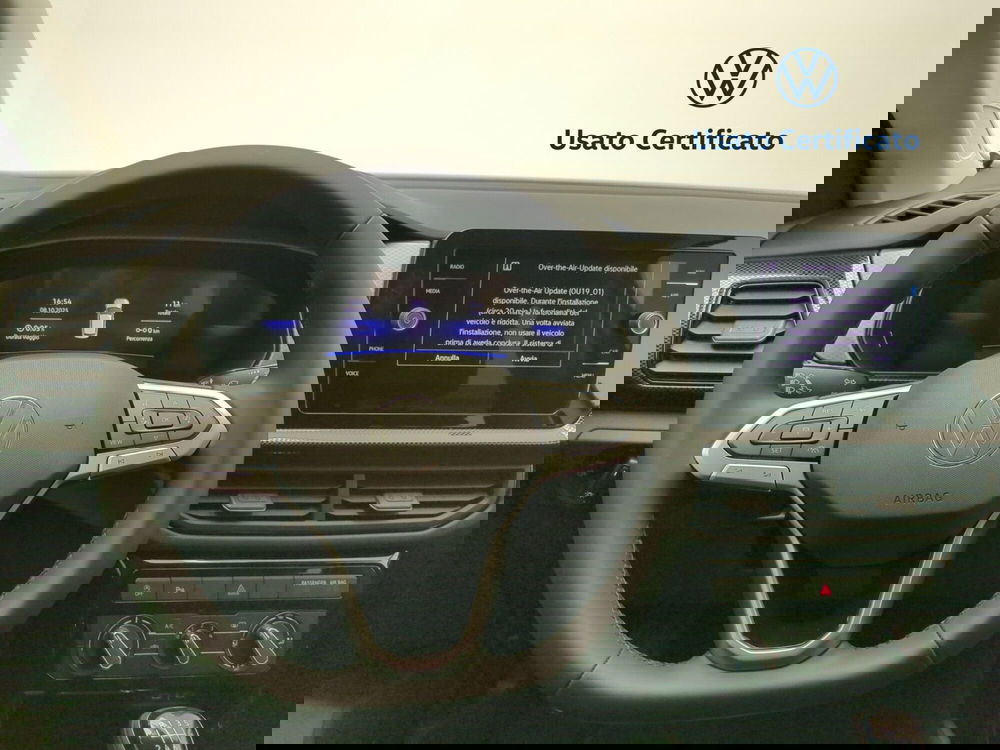 Volkswagen T-Cross nuova a Avellino (18)