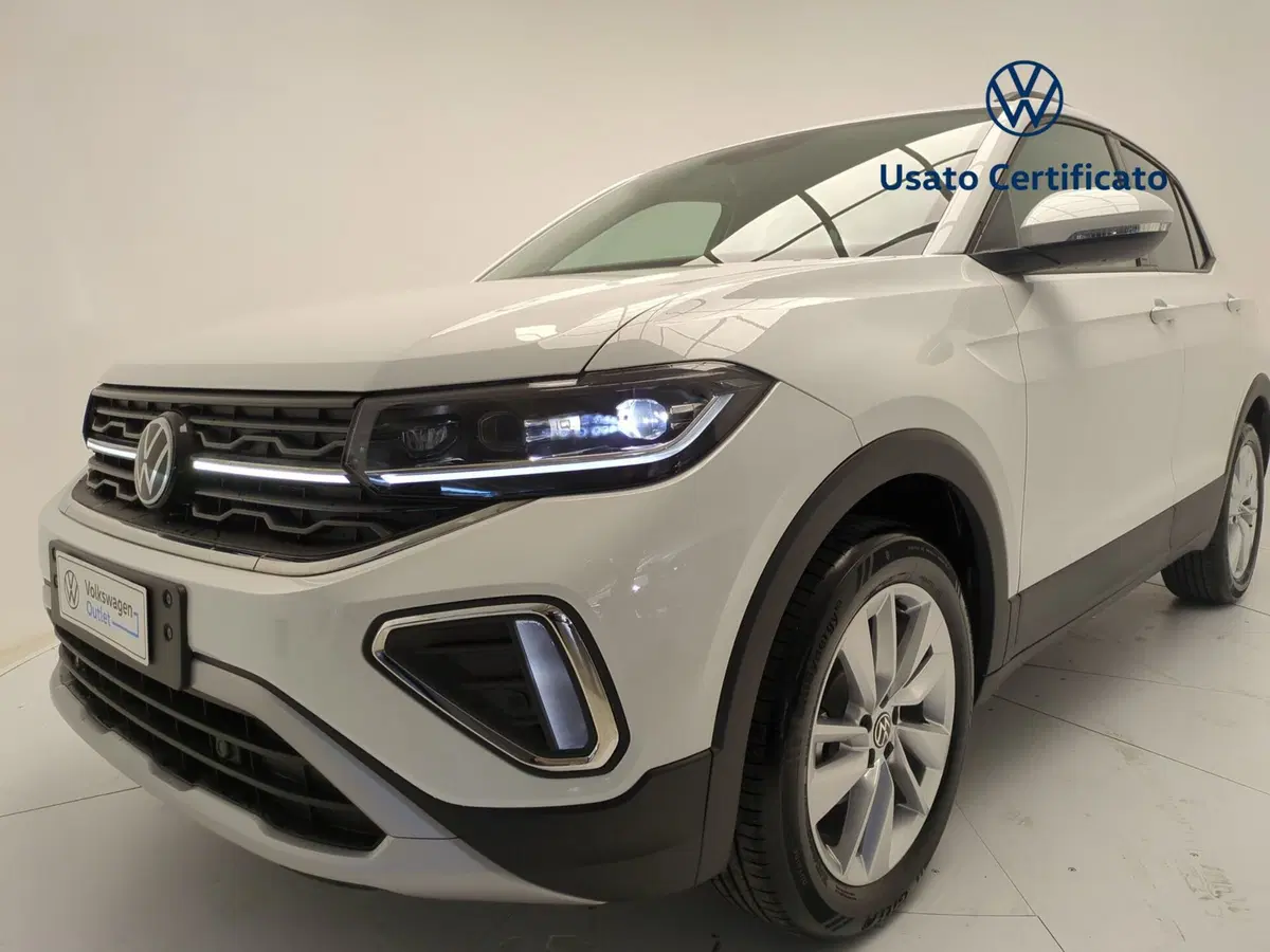 Volkswagen T-Cross nuova a Avellino (8)
