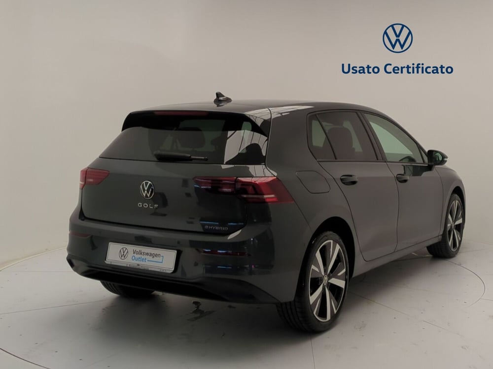 Volkswagen Golf nuova a Avellino (7)