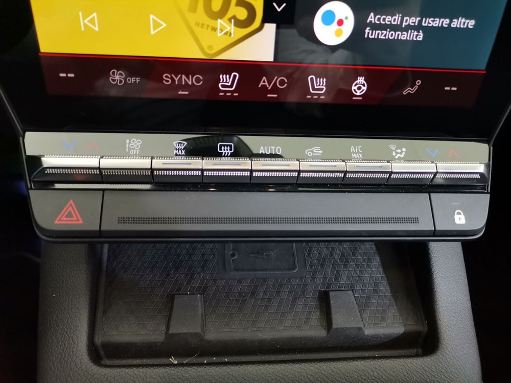 Renault Scenic E-Tech Electric usata a Salerno (18)