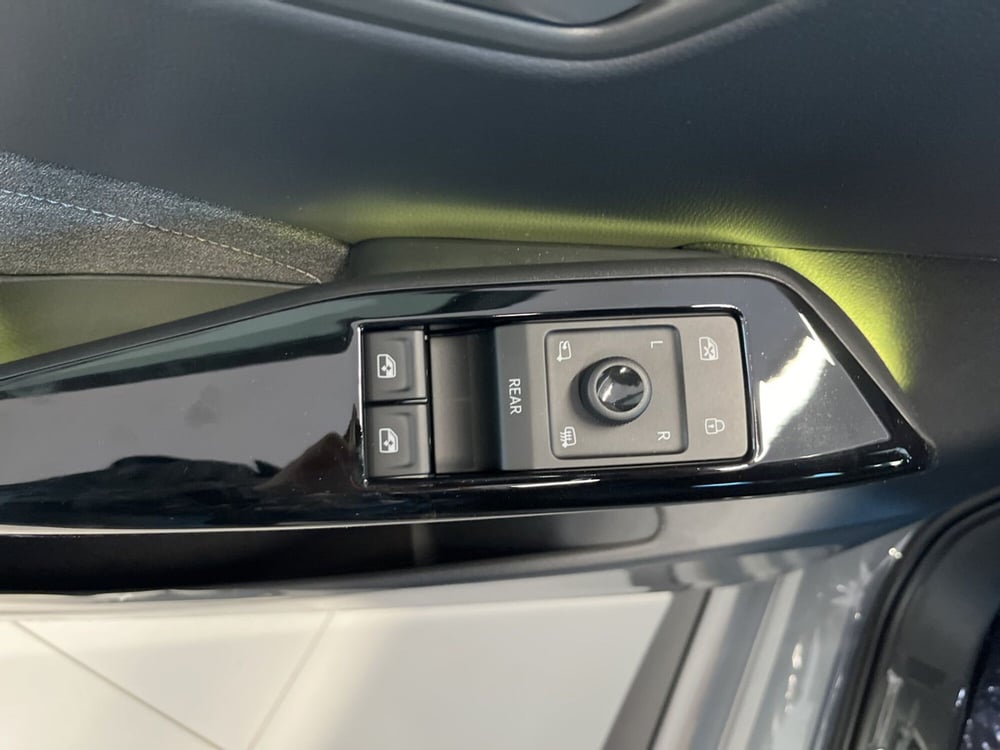 Volkswagen ID.3 nuova a Salerno (16)