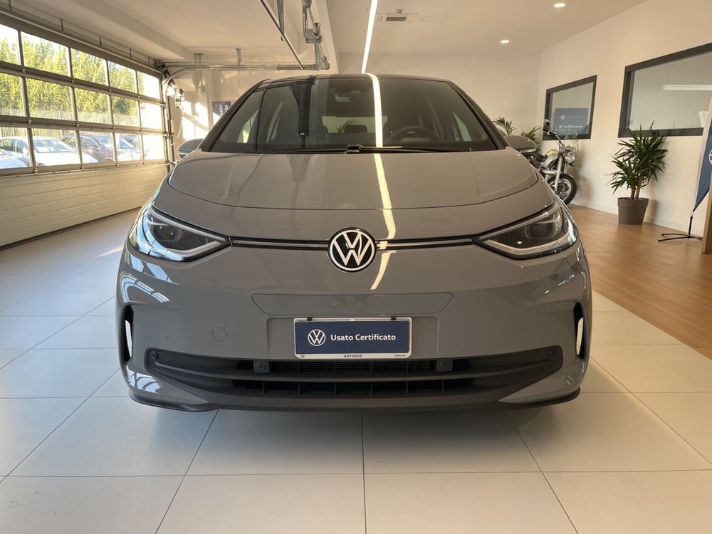 Volkswagen ID.3 nuova a Salerno (4)