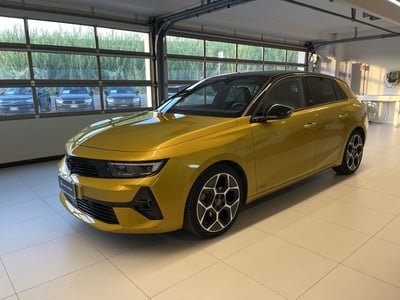 Opel Astra Station Wagon 1.2 Turbo 130 CV AT8 Sports Ultimate del 2022 usata a Salerno