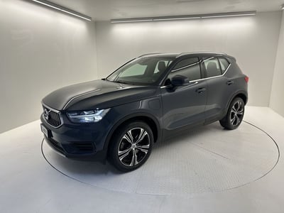 Volvo XC40 T5 Recharge Plug-in Hybrid Inscription del 2022 usata a Bergamo