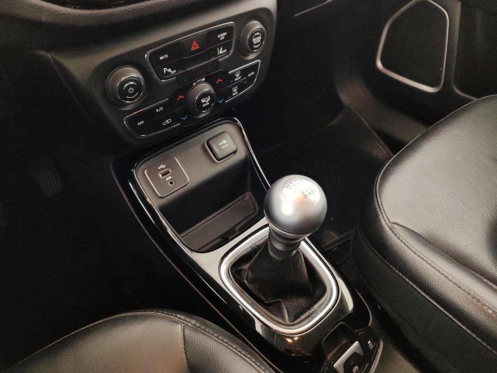 Jeep Compass usata a Massa-Carrara (11)