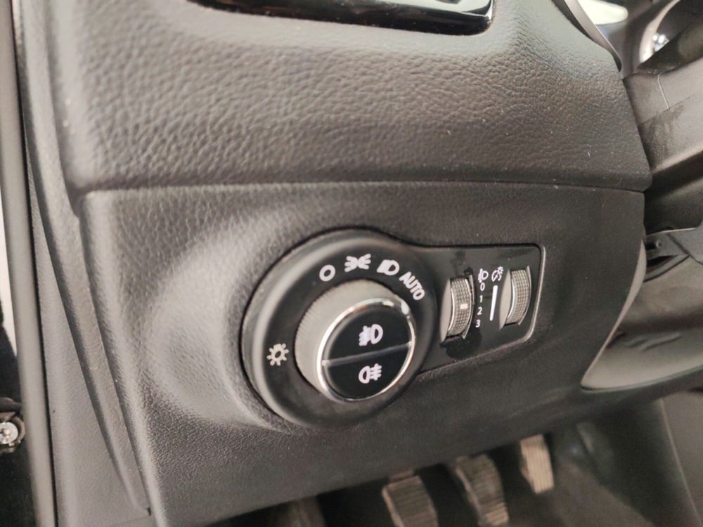Jeep Compass usata a Massa-Carrara (16)