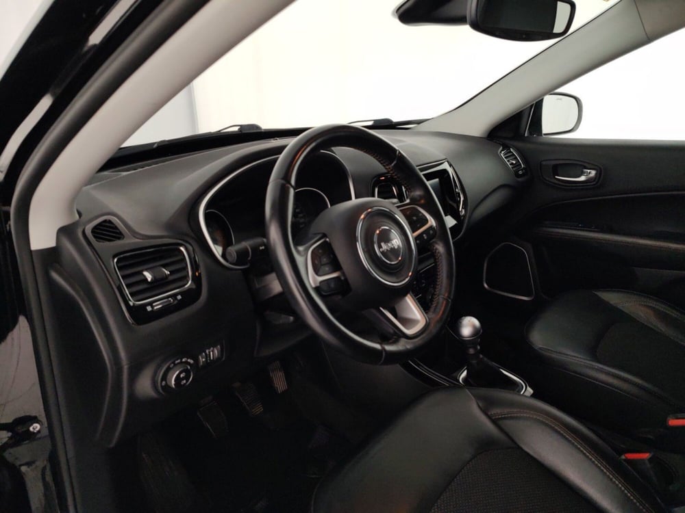 Jeep Compass usata a Massa-Carrara (8)