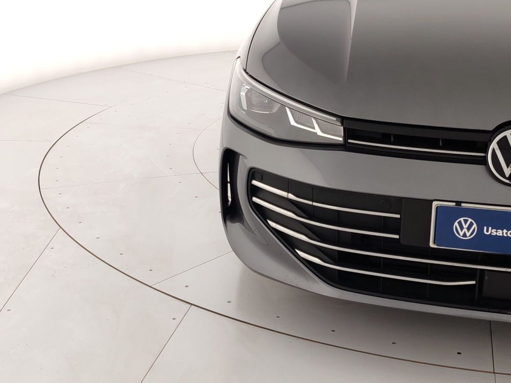 Volkswagen Passat usata a Massa-Carrara (5)