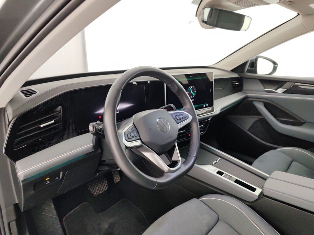 Volkswagen Passat usata a Massa-Carrara (8)