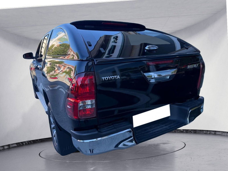 Toyota Hilux usata a Rimini (2)