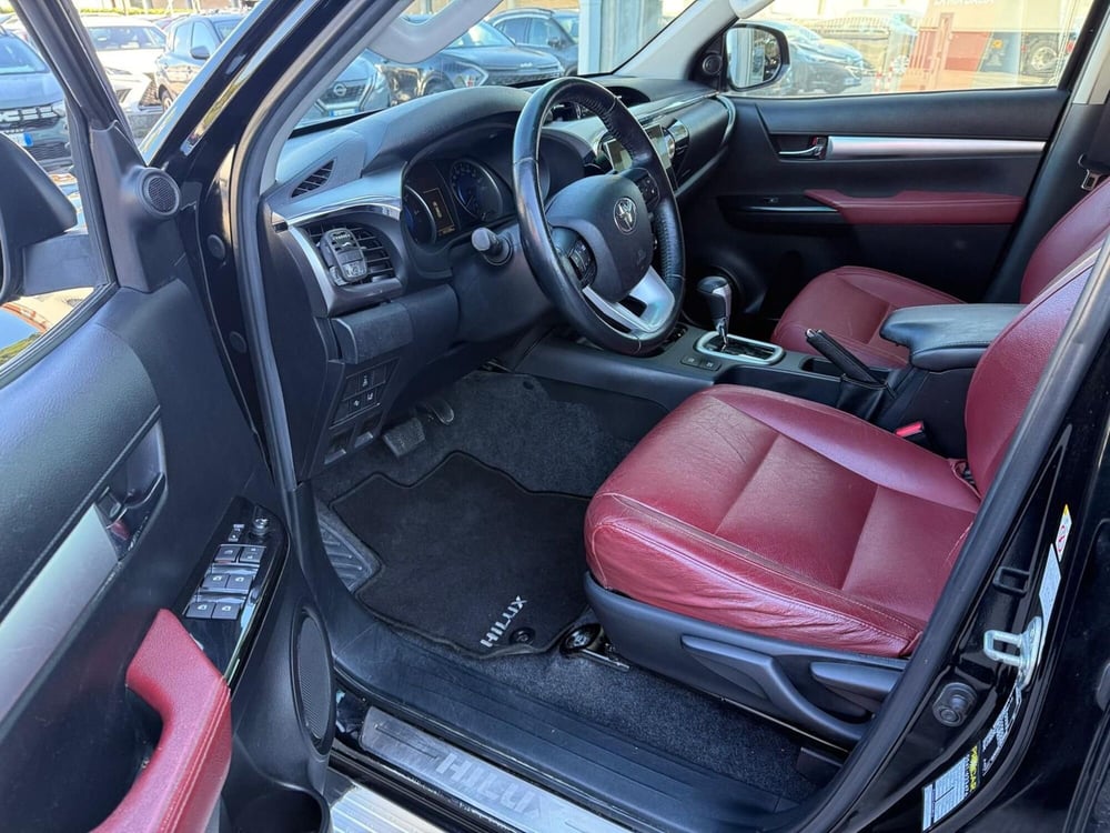 Toyota Hilux usata a Rimini (6)
