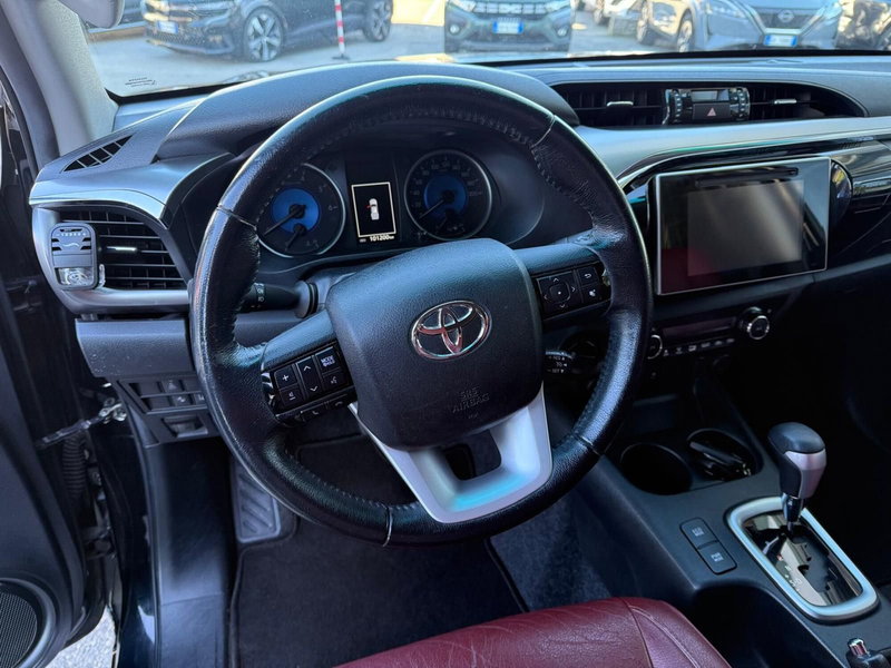 Toyota Hilux usata a Rimini (8)