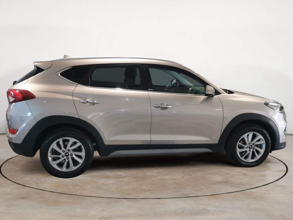 Hyundai Tucson usata a Taranto (4)
