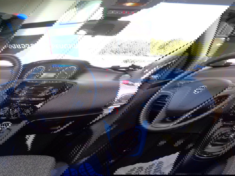 Lancia Ypsilon usata a Treviso (11)