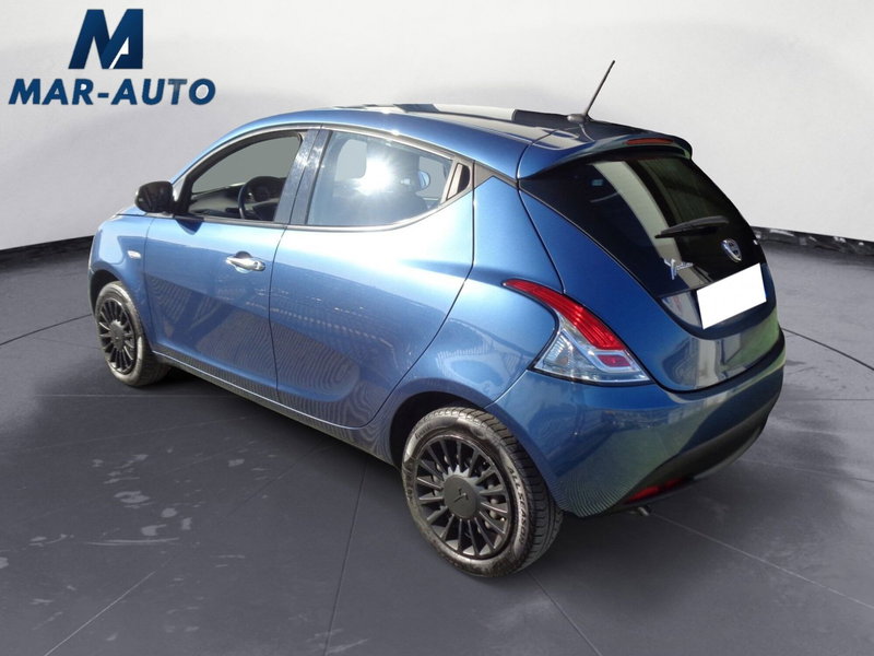 Lancia Ypsilon usata a Treviso (2)