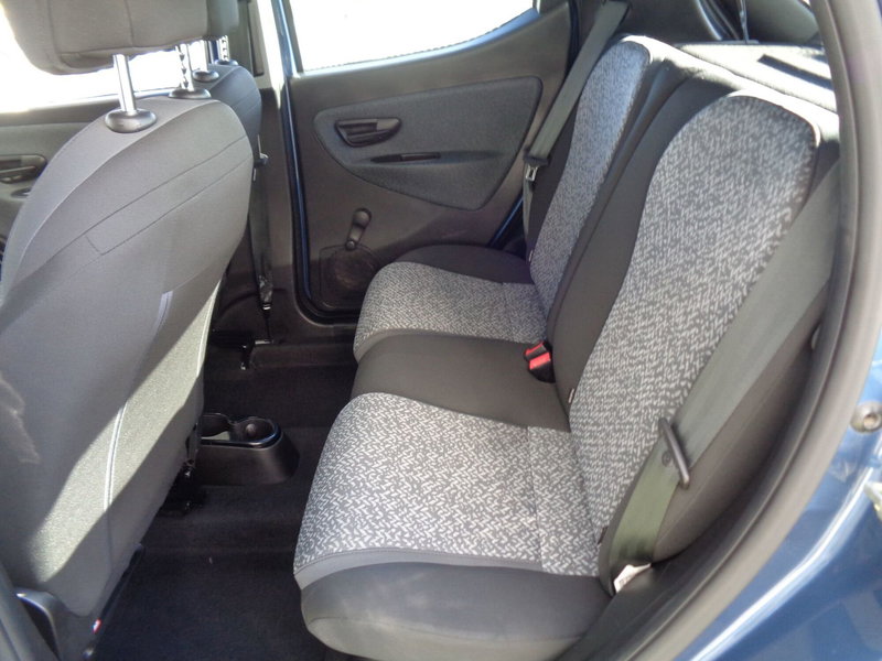 Lancia Ypsilon usata a Treviso (9)