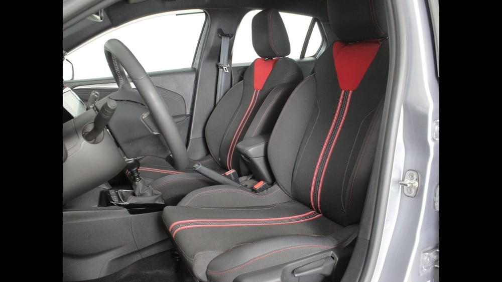 Opel Corsa usata a Palermo (11)