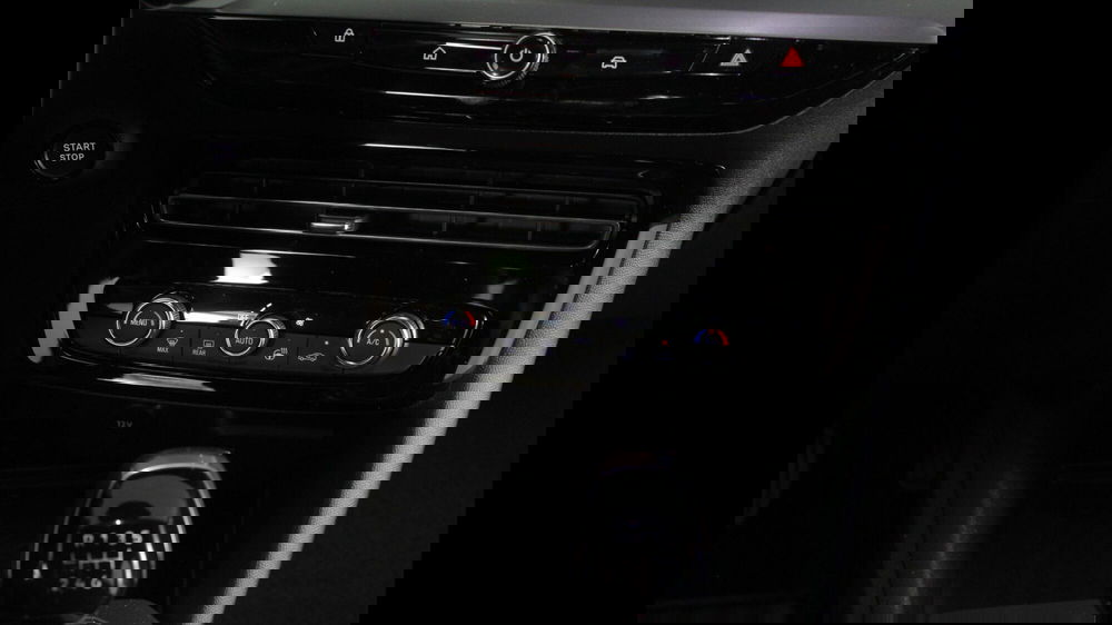 Opel Mokka nuova a Palermo (17)