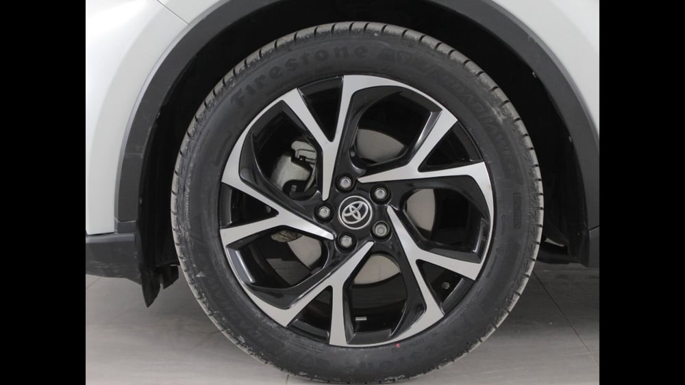 Toyota Toyota C-HR usata a Palermo (15)