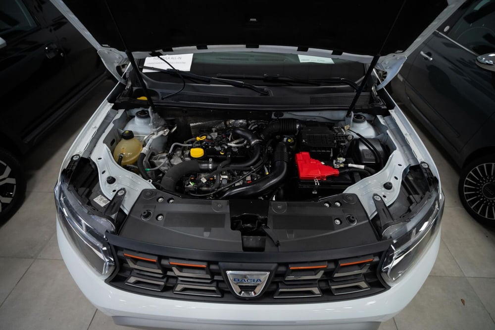 Dacia Duster usata a Torino (14)