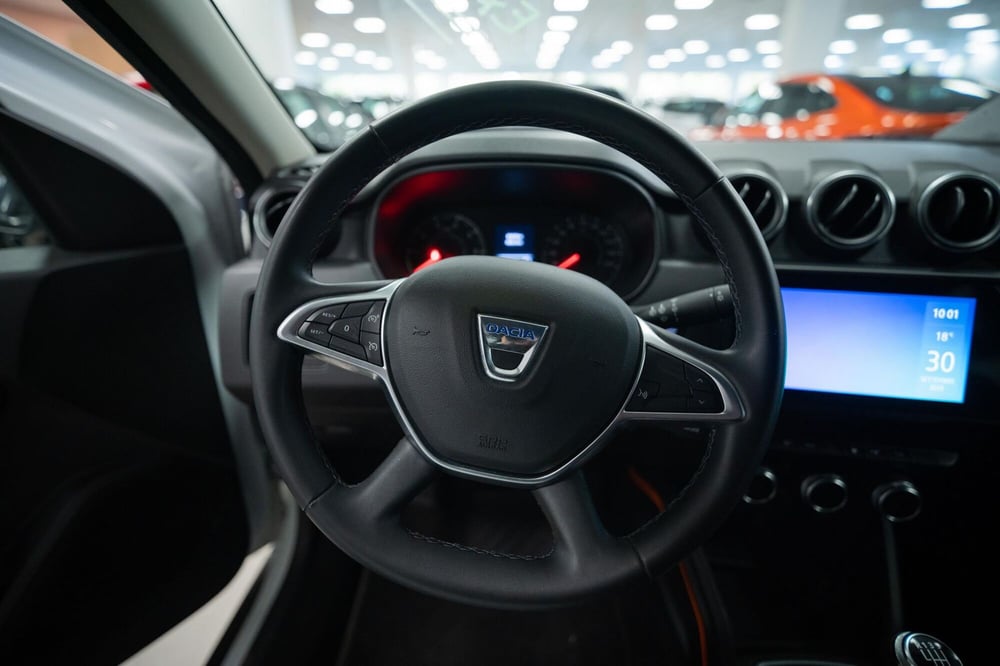 Dacia Duster usata a Torino (9)