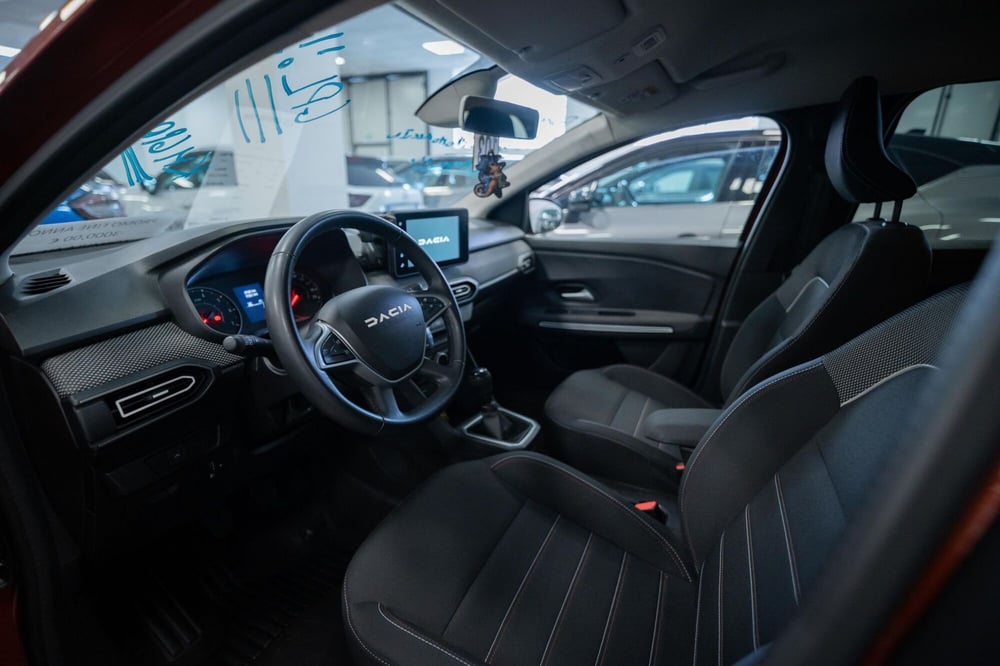Dacia Jogger usata a Torino (5)