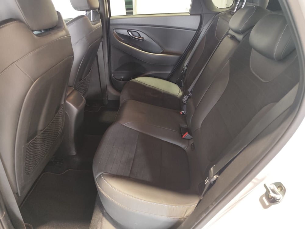 Hyundai i30 usata a Milano (18)
