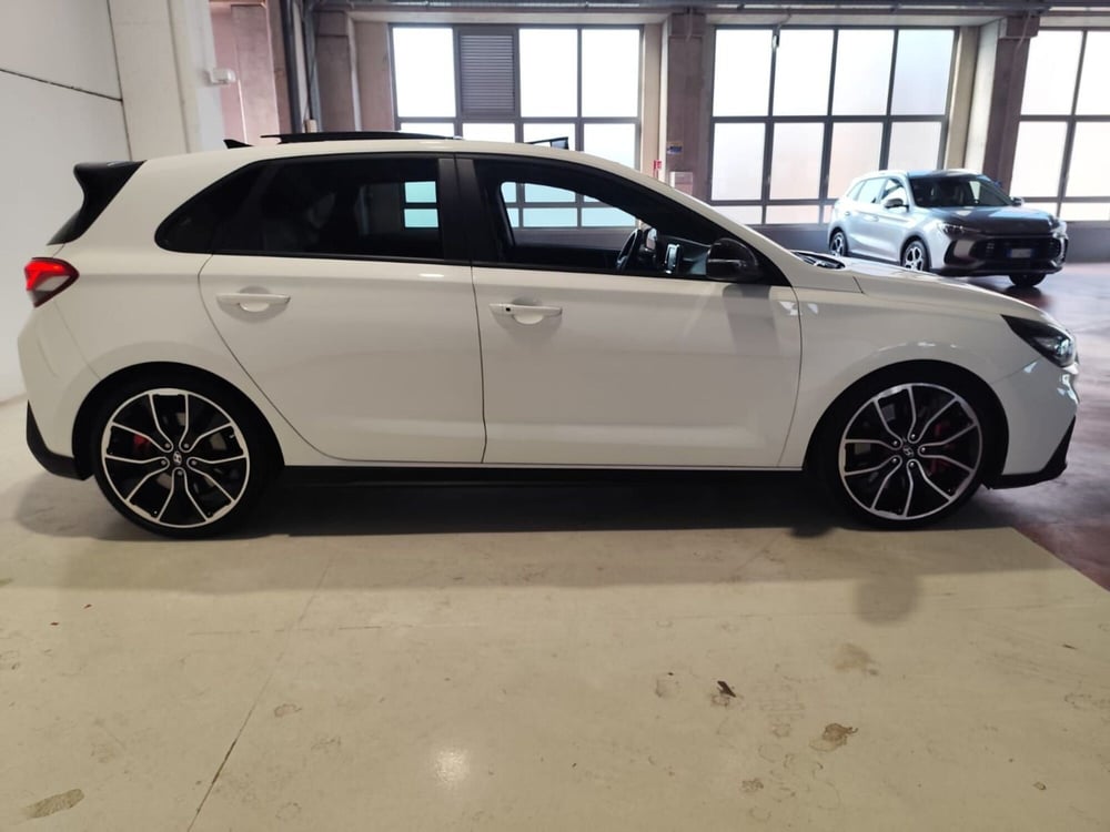 Hyundai i30 usata a Milano (7)